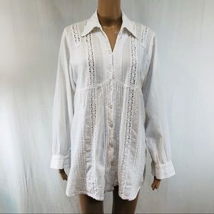 Caamano women’s Tunic Sz M  white Lace buttons